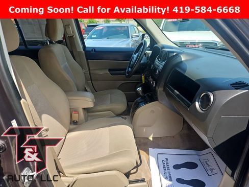 Used 2014 Jeep Patriot Sport w/ Power Value Group FWD image 20