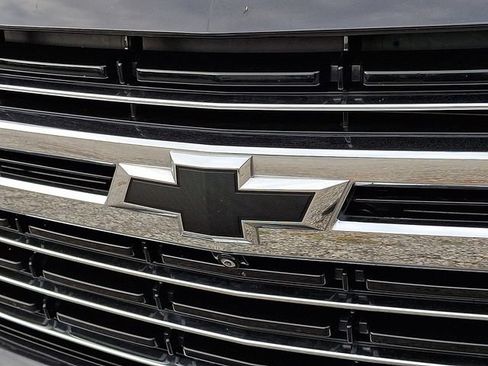 Used 2022 Chevrolet Tahoe LT w/ LT Signature Package AWD/4WD image 10