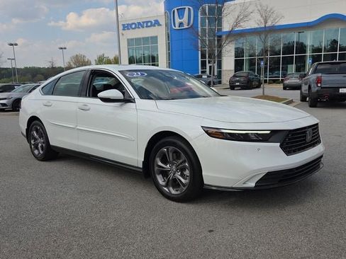 Used 2023 Honda Accord EX-L image 8