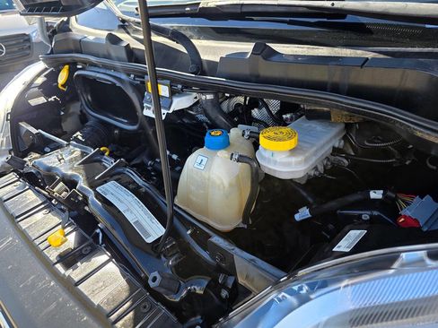 Used 2023 RAM ProMaster 2500 image 21