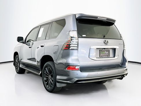 Used 2023 Lexus GX 460 Premium w/ Accessory Package image 5
