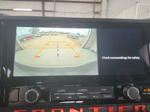 Used 2026 Nissan Frontier PRO-4X AWD/4WD image 29