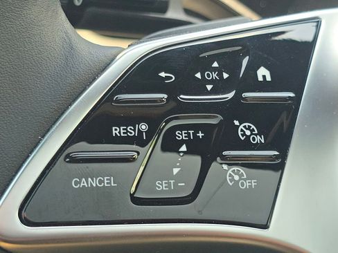 Certified 2026 Mercedes-Benz GLC 300 4MATIC image 36