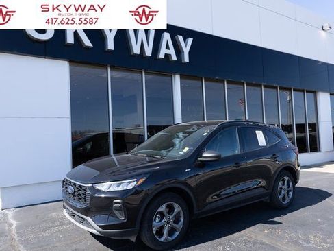 Used 2025 Ford Escape ST-Line AWD/4WD image 1