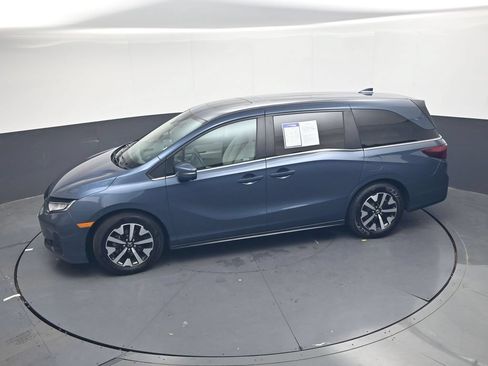 Used 2025 Honda Odyssey EX-L image 23