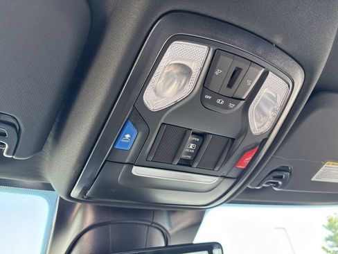 New 2026 RAM 3500 Tradesman AWD/4WD image 20