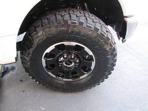 Used 2025 Ford F250 Lariat w/ Tremor Off-Road Package AWD/4WD image 73