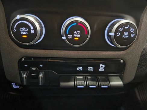 Used 2019 RAM 3500 Tradesman image 52