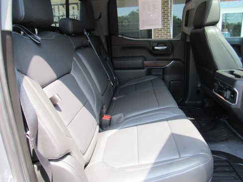 Used 2021 GMC Sierra 1500 SLT w/ SLT Premium Package AWD/4WD image 40