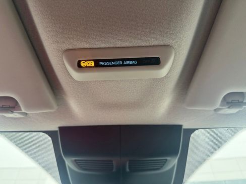 Used 2020 Ford Transit 250 Low Roof image 15