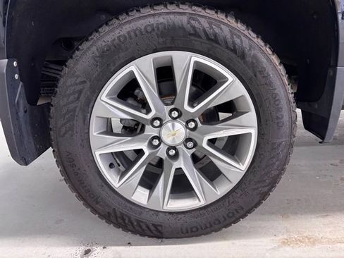 Used 2021 Chevrolet Silverado 1500 High Country w/ Safety Package II AWD/4WD image 7