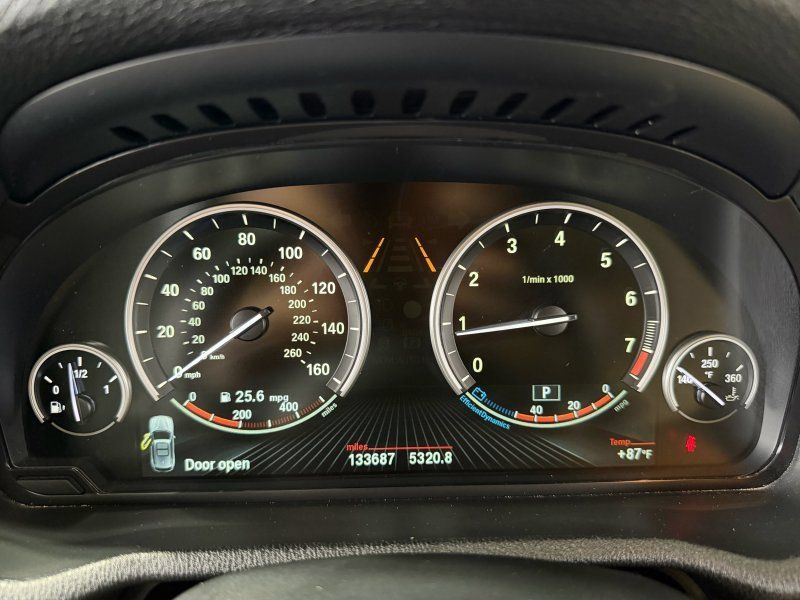 Used 2017 BMW X3 sDrive28i RWD image 11
