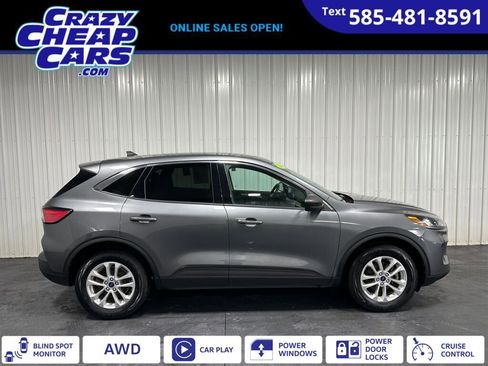Used 2022 Ford Escape SE image 1