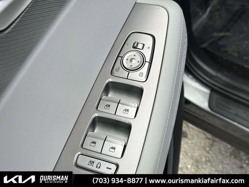 Used 2023 Hyundai Palisade SEL image 13