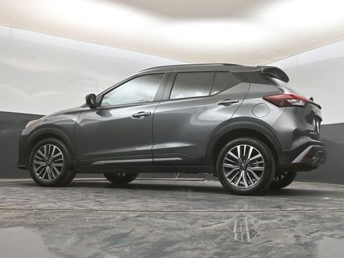 Used 2024 Nissan Kicks SR image 18