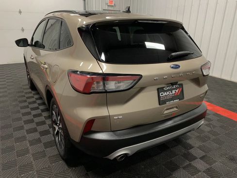 Used 2020 Ford Escape SE Sport image 14