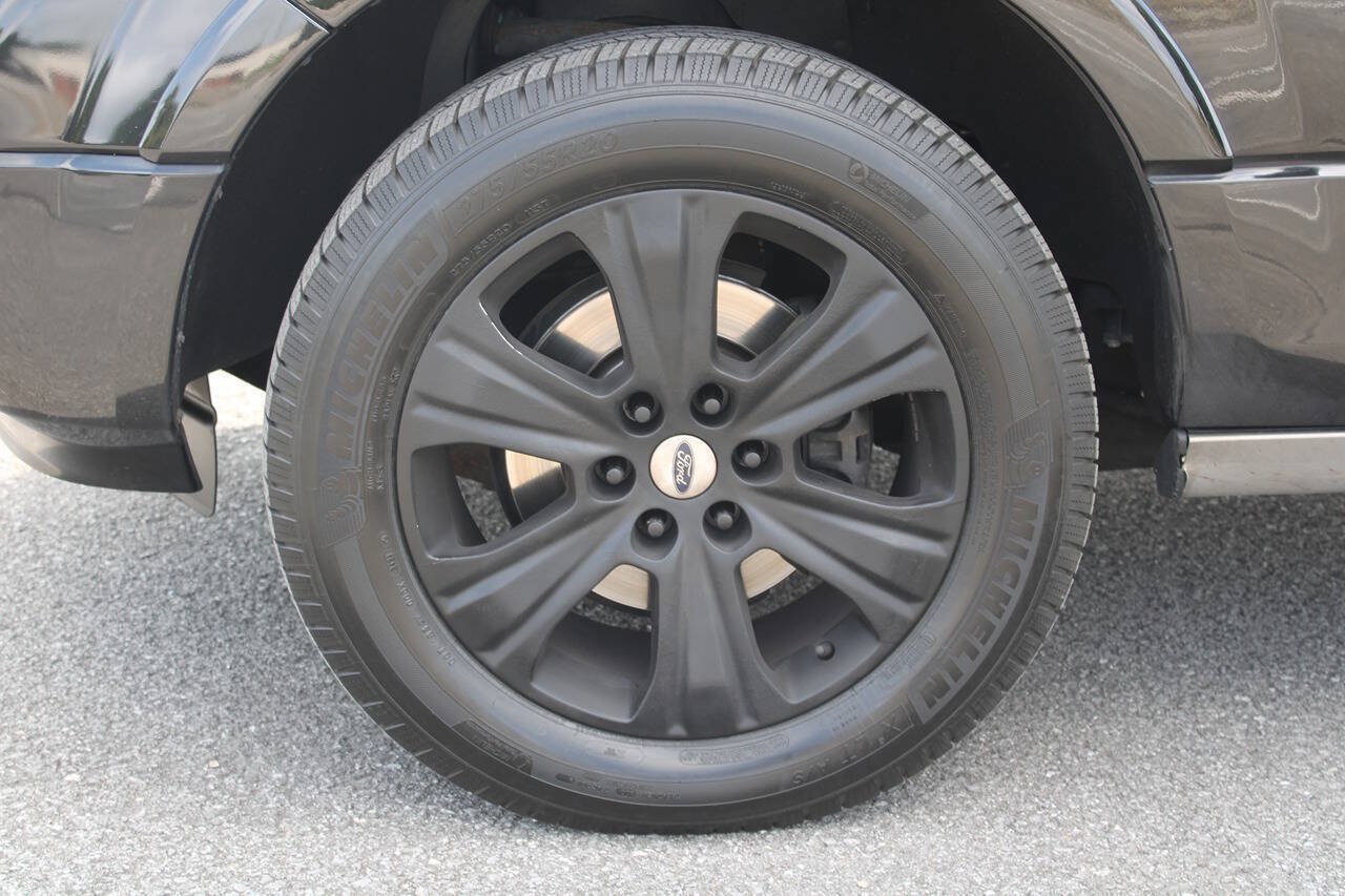 Used 2015 Ford Expedition EL Platinum AWD/4WD image 12