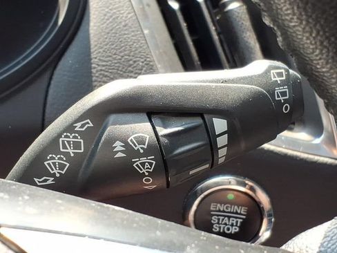 Used 2024 Ford Edge Titanium AWD/4WD image 32