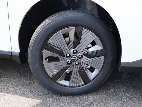 New 2025 Nissan Murano SL image 17