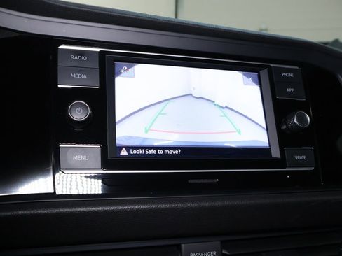 Used 2022 Volkswagen Jetta Sport image 29