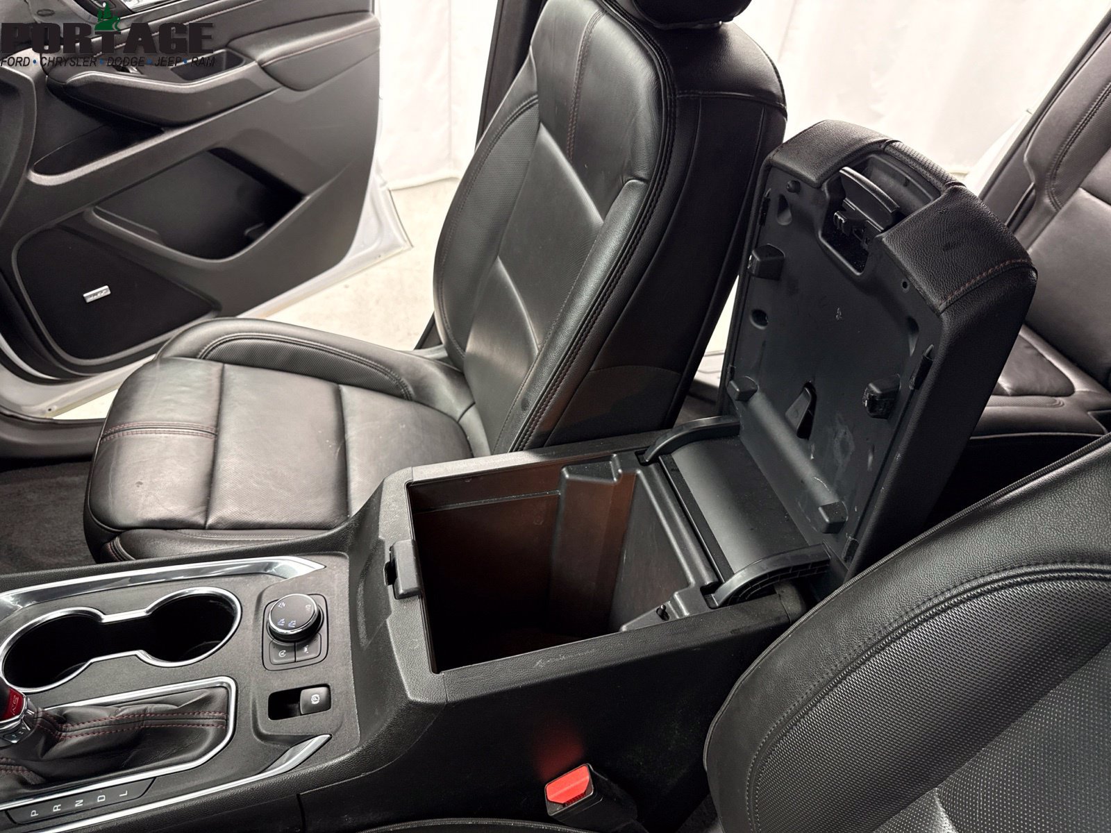 Used 2022 Chevrolet Traverse RS w/ LPO, Floor Liner Package AWD/4WD image 17