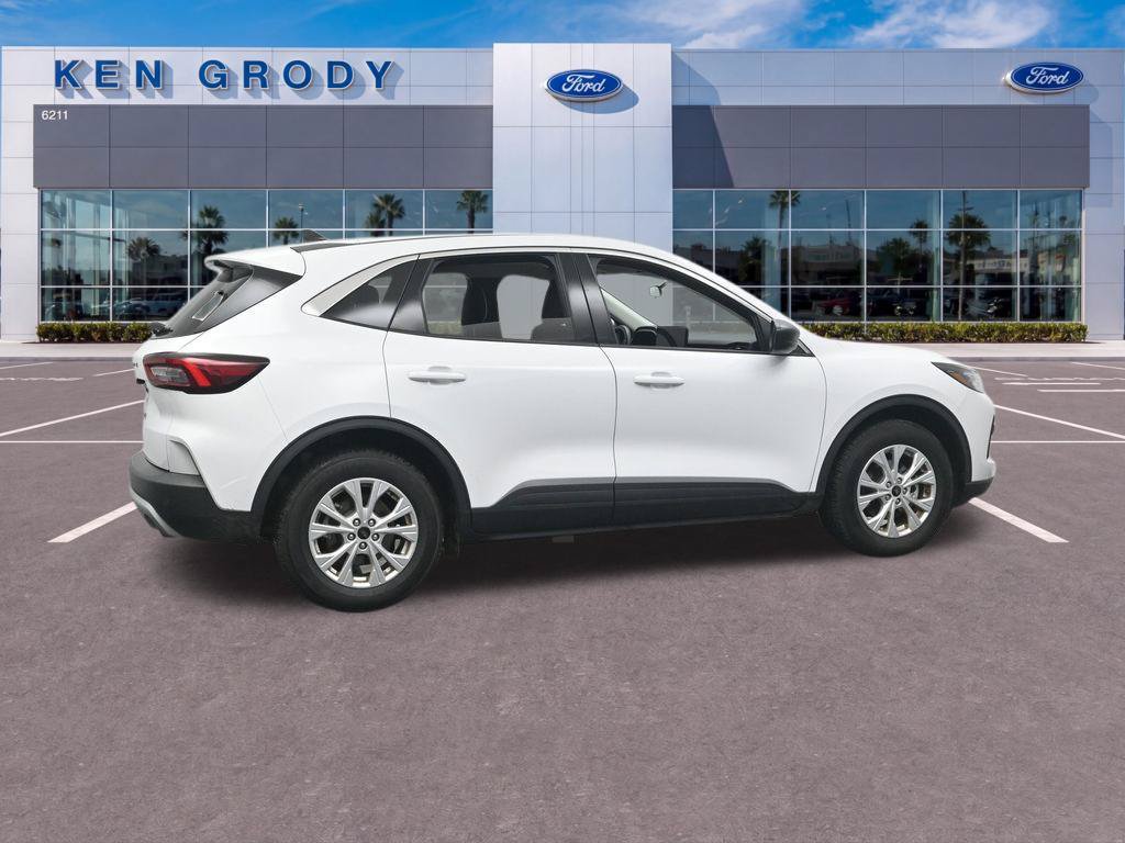 Used 2024 Ford Escape Active w/ Tech Pack #1 FWD image 6