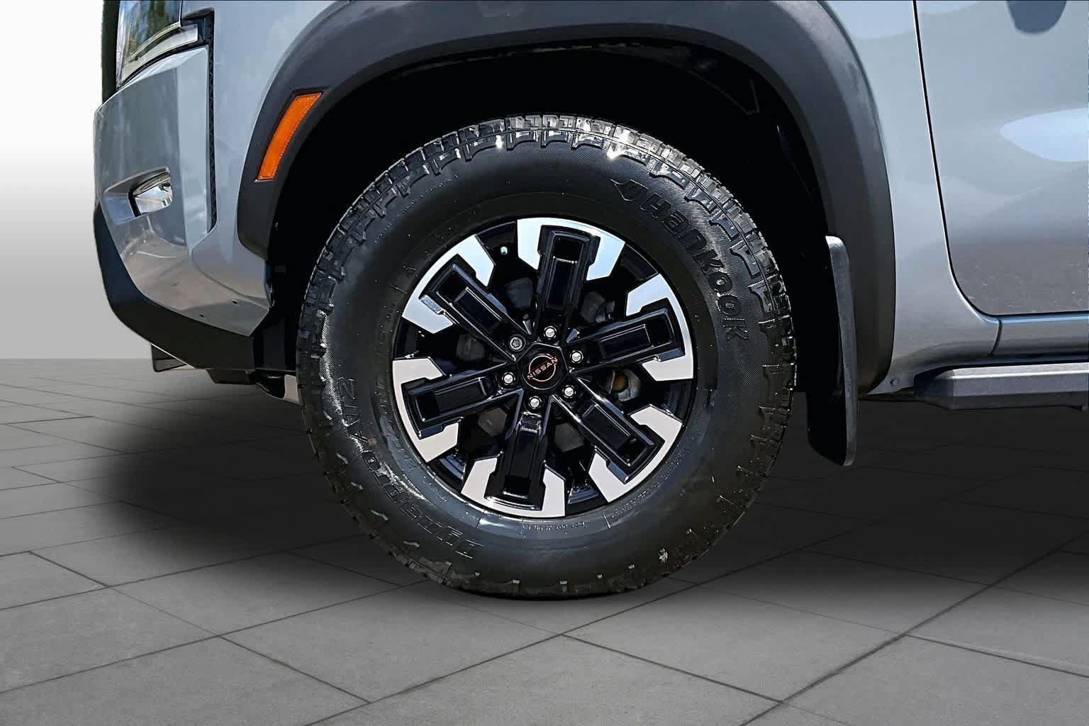 Certified 2023 Nissan Frontier PRO-4X w/ Pro Convenience Package AWD/4WD image 10