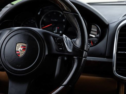 Used 2012 Porsche Cayenne Turbo AWD/4WD image 24