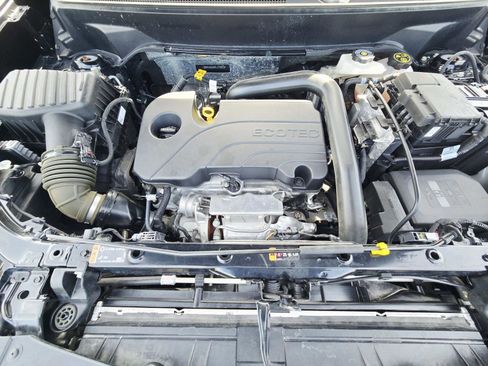 Used 2024 Chevrolet Equinox RS w/ RS Leather Package image 18