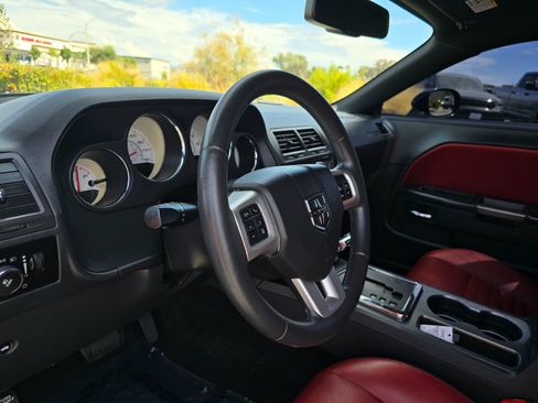 Used 2013 Dodge Challenger R/T RWD image 24