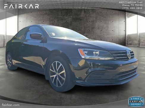 Used 2016 Volkswagen Jetta SE FWD image 3