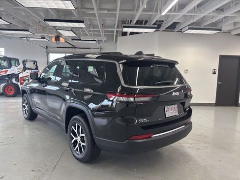 New 2025 Jeep Grand Cherokee L Limited image 5