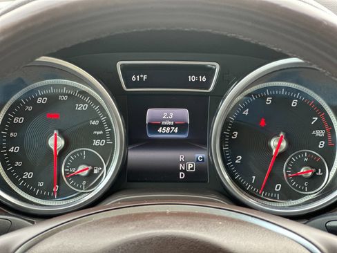 Used 2019 Mercedes-Benz GLE 400 4MATIC image 25