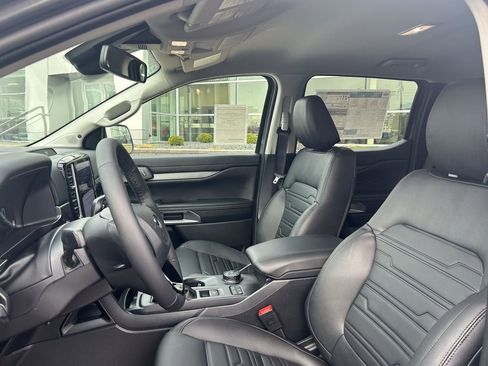 New 2026 Ford Ranger Lariat w/ Black Appearance Package image 10