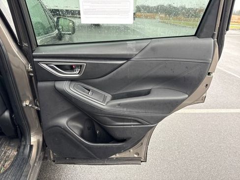 Used 2020 Subaru Forester Limited w/ Popular Package #3 image 16