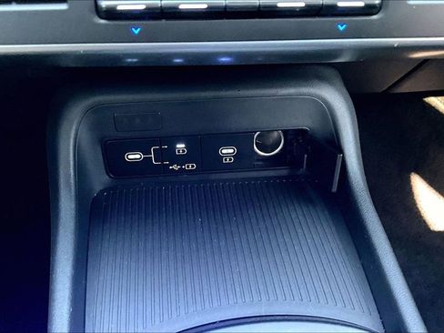 Used 2025 Hyundai Kona SEL image 16