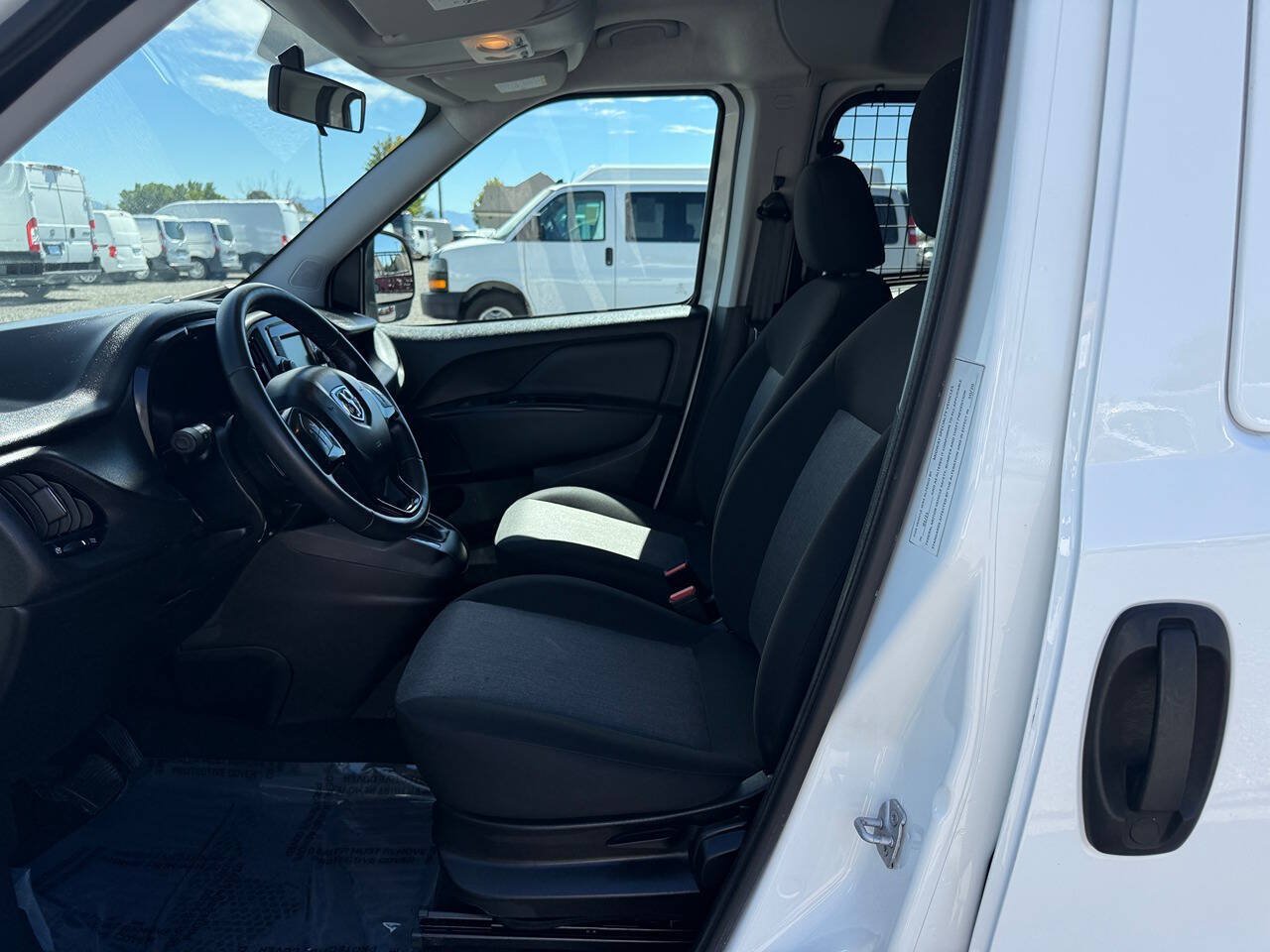 Used 2021 RAM ProMaster City Tradesman SLT w/ Window Group 07 FWD image 16