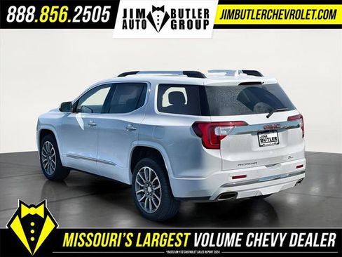 Used 2022 GMC Acadia Denali w/ Denali Ultimate Package image 3