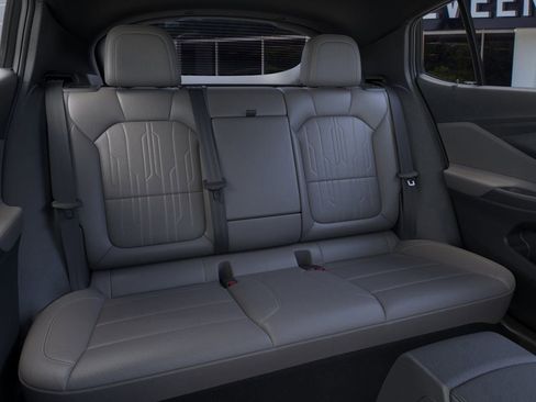 New 2026 Buick Envista Sport Touring FWD image 17