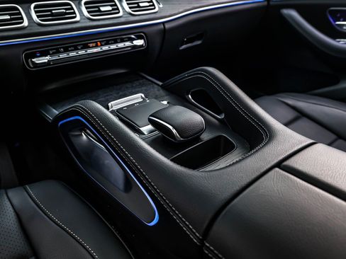 Certified 2025 Mercedes-Benz GLE 350 4MATIC image 7