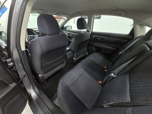 Used 2017 Nissan Altima 2.5 SV image 11