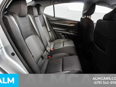 Used 2025 Toyota Camry LE image 20