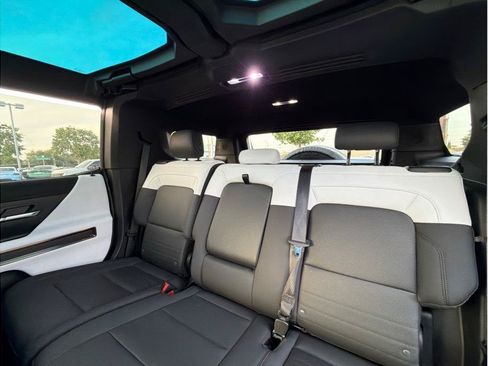 Used 2024 GMC Hummer EV 3X w/ Omega Edition AWD/4WD image 34