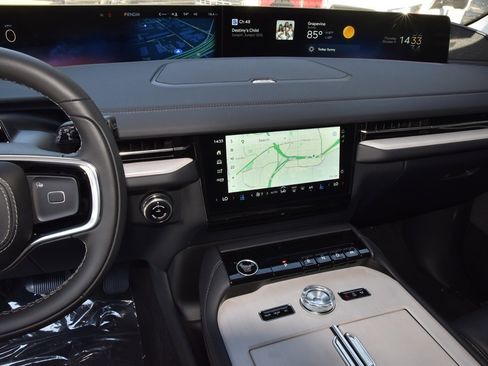 New 2025 Lincoln Navigator L Reserve image 28