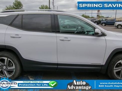 Used 2020 GMC Terrain SLT AWD/4WD image 7