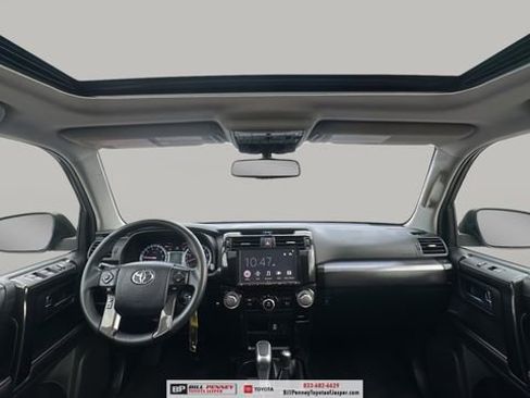 Used 2019 Toyota 4Runner TRD Off-Road Premium image 10