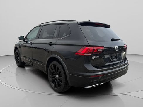 Used 2020 Volkswagen Tiguan SE R-Line image 3