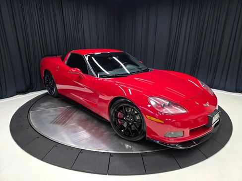 Used 2007 Chevrolet Corvette Coupe w/ Preferred Equipment Group RWD image 47