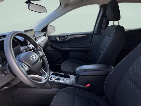 Used 2025 Ford Escape Active AWD/4WD image 14