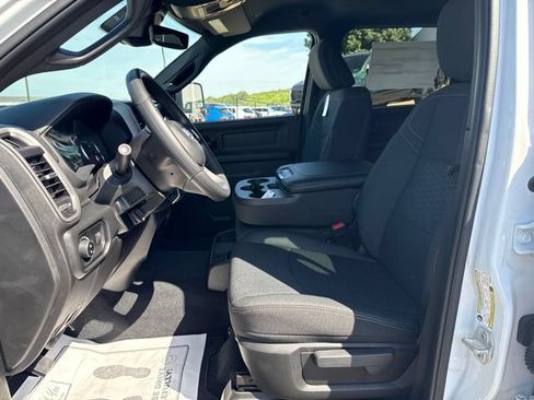 New 2026 RAM 3500 Tradesman AWD/4WD image 25